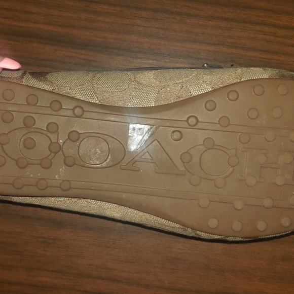 Mint Coach Signature Loafers 9 - Picture 4 of 8